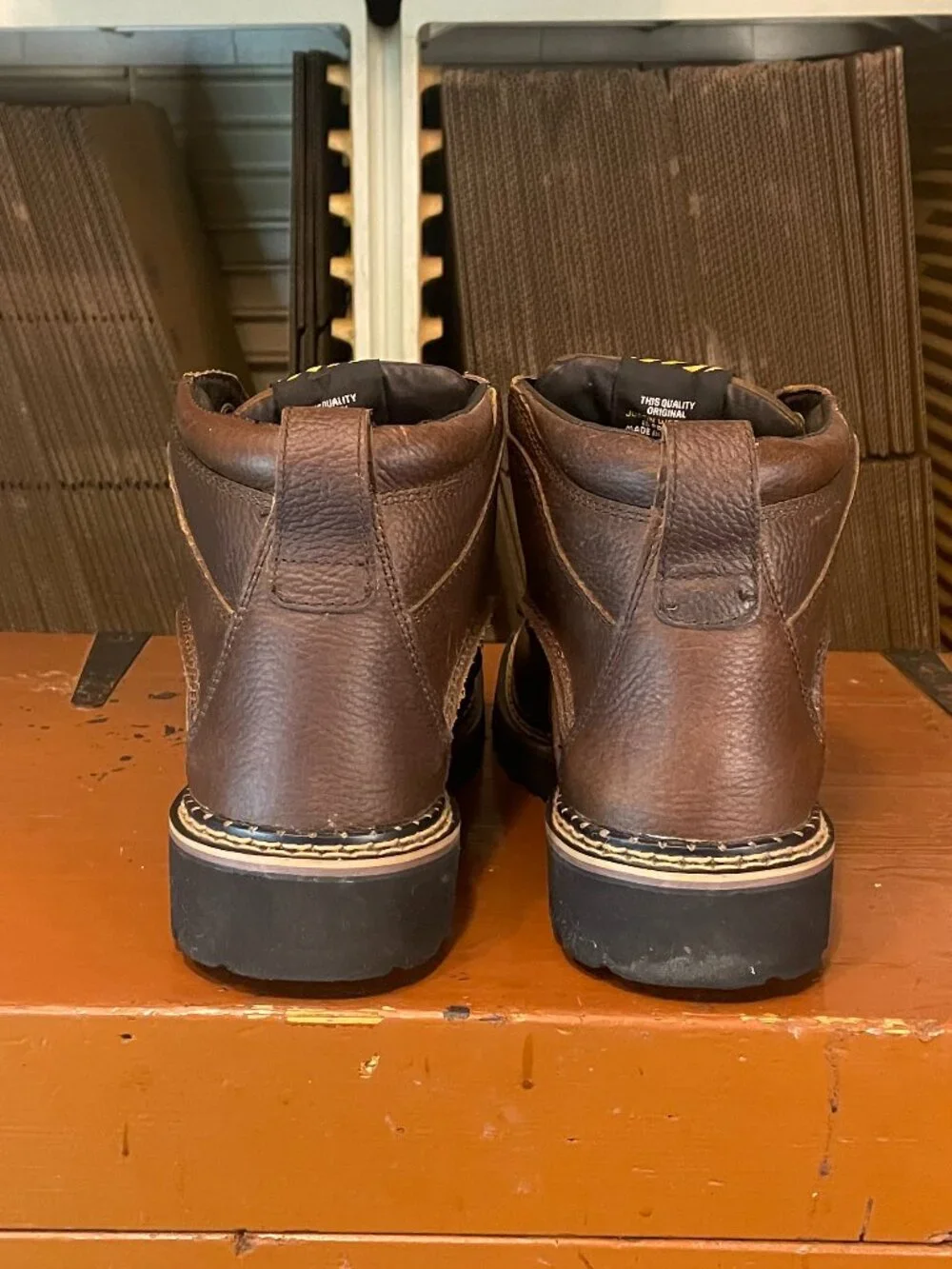 JUSTIN Men's Size 10.5 M Brown Cowhide Leather Steel Toe Ankle Boots WK900